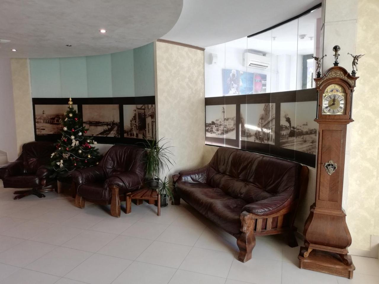 Hotel Plaza Burgas Exterior photo